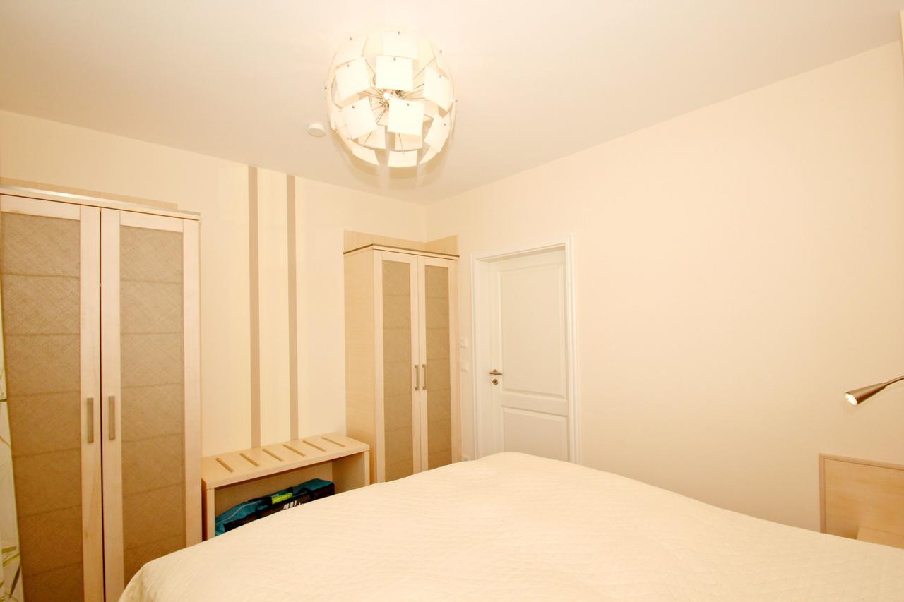 Zentrumsnahe Ferienwohnung Mit Balkon, Gratis Nutzung Vom Ahoi Erlebnisbad Und Sauna In Sellin, Eigene Sauna - Villa Antje Whg 10 괴렌 객실 사진